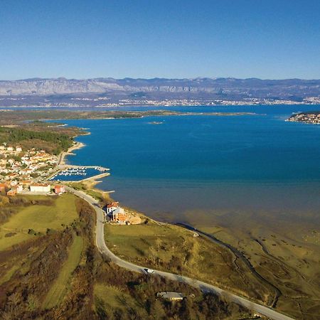 Beautiful Apartment In Malinska With Wifi Bagian luar foto